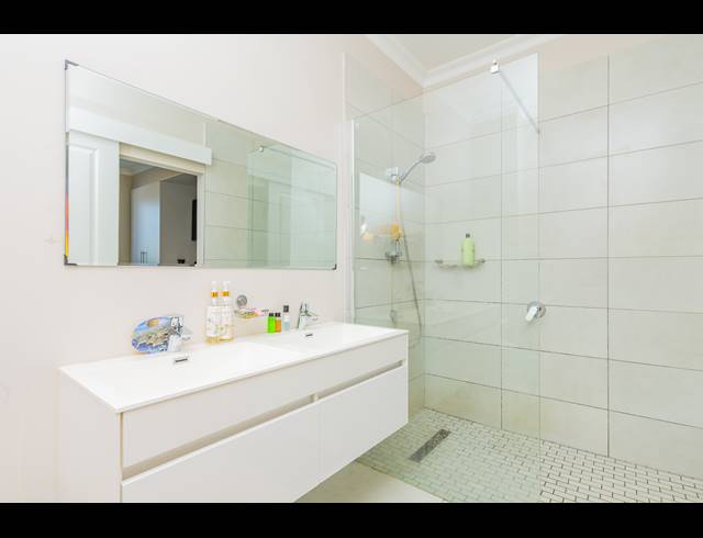 2 BEDROOM RETIREMENT UNIT FOR SALE IN KINDLEWOOD ESTATE